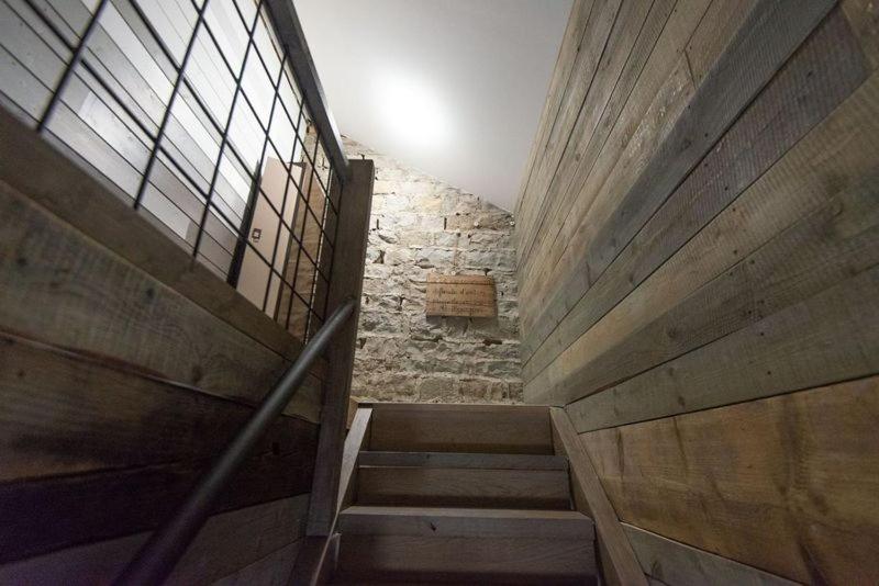 Gite L'Atelier De Tournerie Montigny-sur-l'Ain المظهر الخارجي الصورة